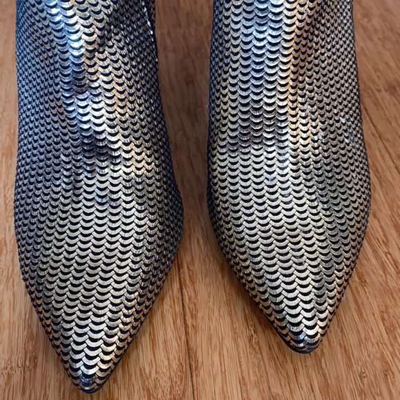 Leila booties. New without box - Picture 8 of 10